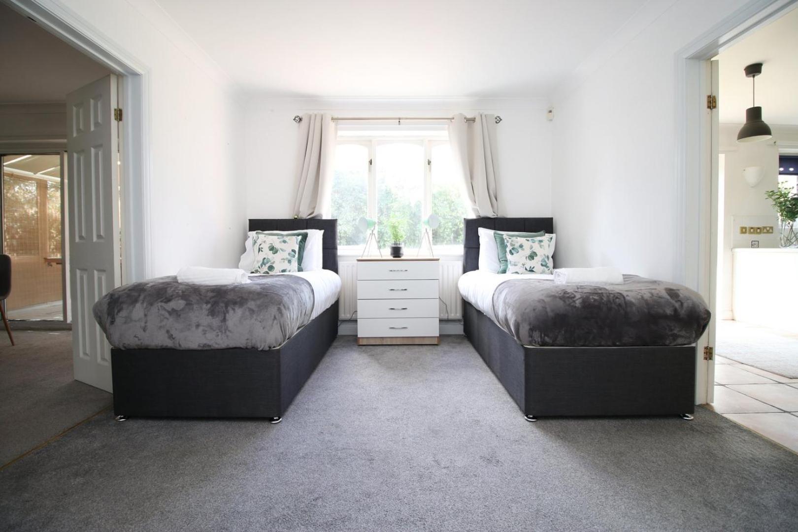 Chartwell Grove Hotel Nottingham Bagian luar foto