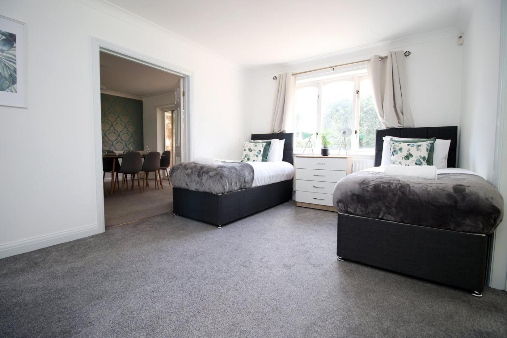 Chartwell Grove Hotel Nottingham Bagian luar foto